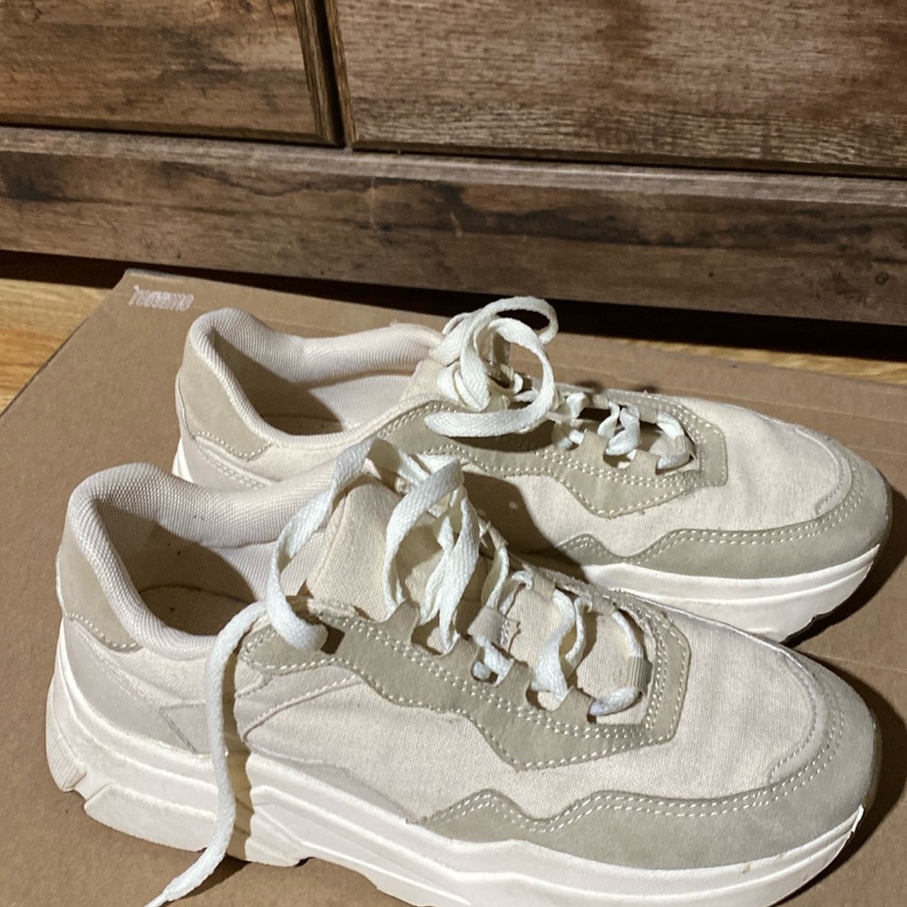 H&M sneakers